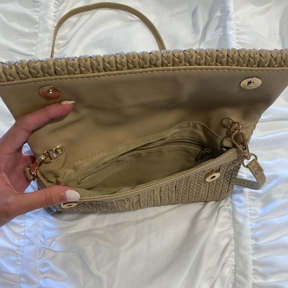 Tan purse - Picture 5 of 7